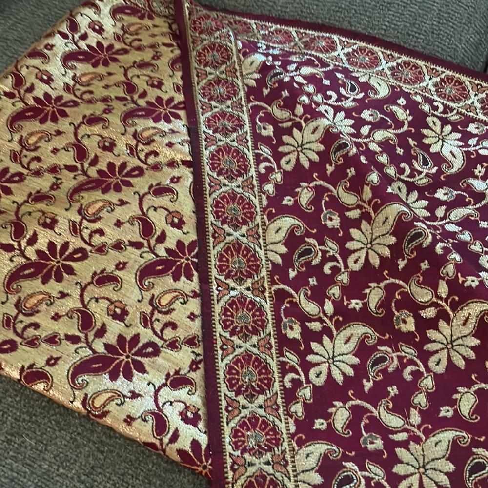 Shawl - Picture 4 of 4